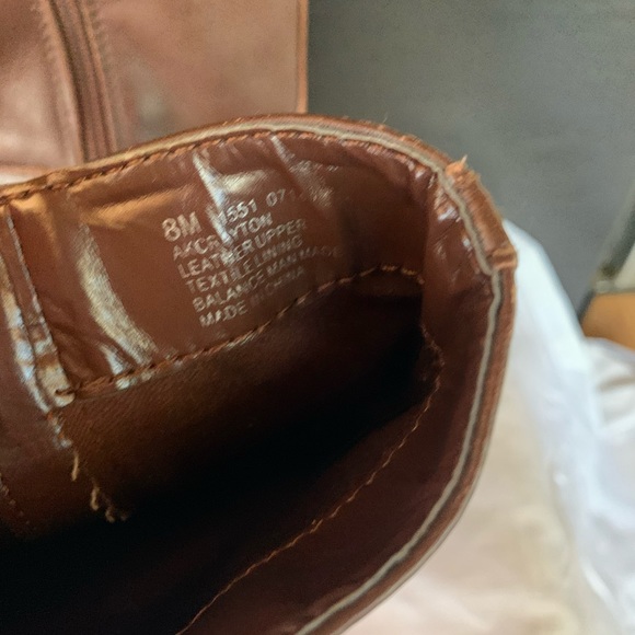 Anne Klein Leather Boots Short 8 Buckle + Zip - Picture 2 of 6